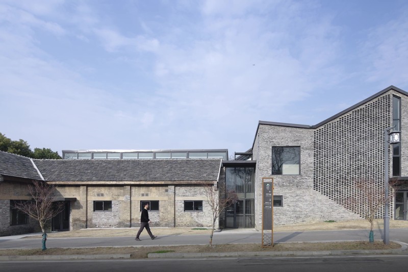ZY Studio (SEU-ARCH) - Dialogue between the Old and New: Jianghuai Little Theater